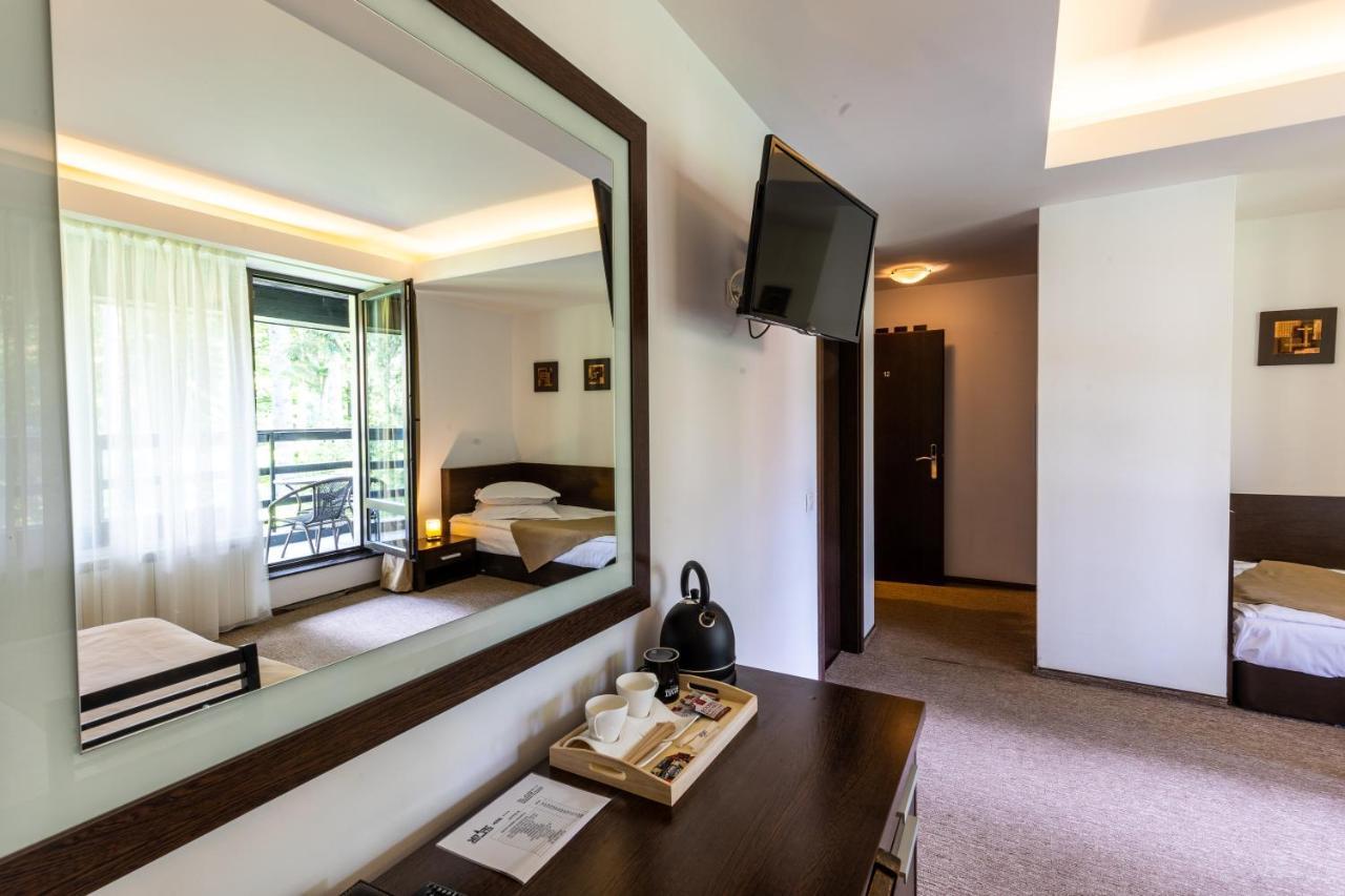 Hotel Smart Sinaia Kültér fotó